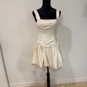 Elegant Cream Sleeveless Fit-and-Flare Dress